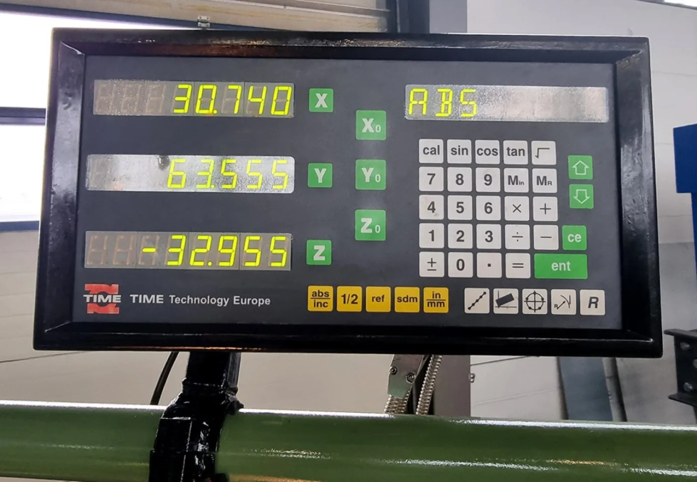 Universalfräsmaschine MILKO 14 - 2