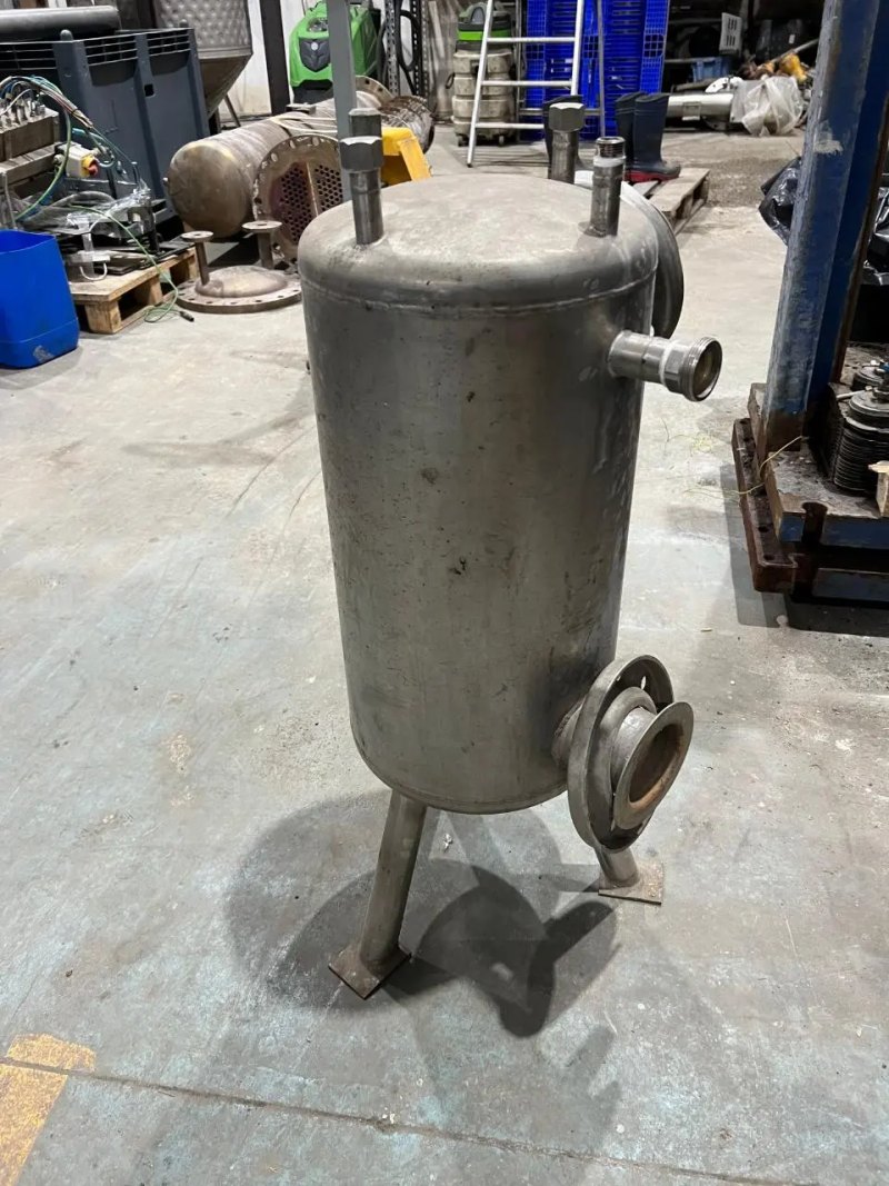 STAINLESS STEEL TANK 40 LITERS