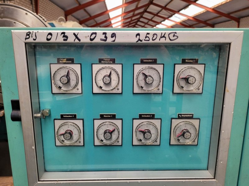 Heinkel HF-300- Inverting Filter Centrifuge - Basket centrifuge