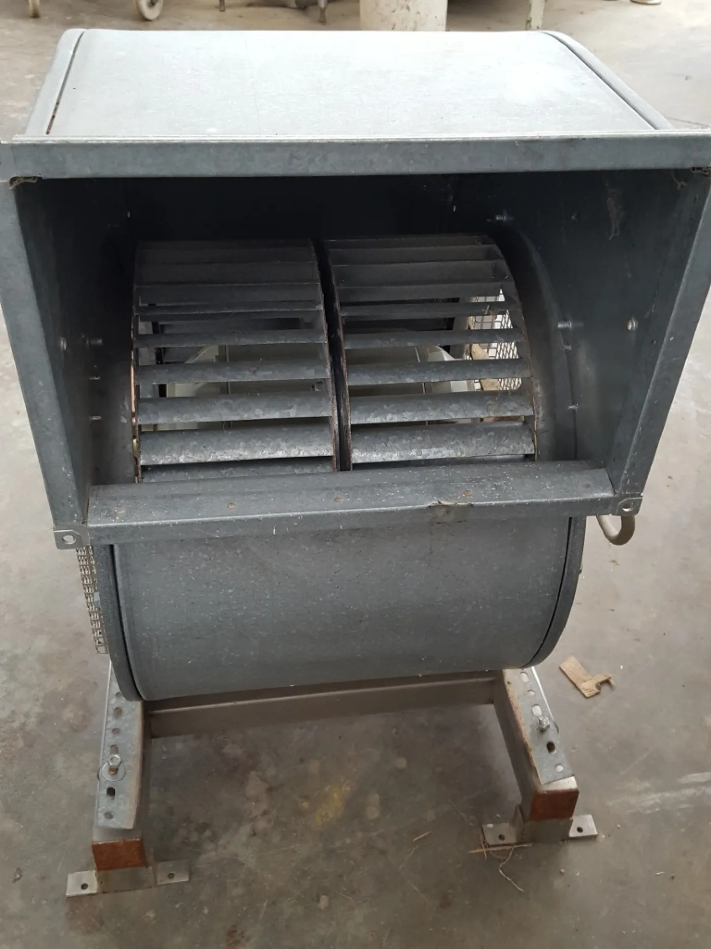 VENTILATORE CENTRIFUGO – ZIEHL ABEGG – MOD. RD40S - 4