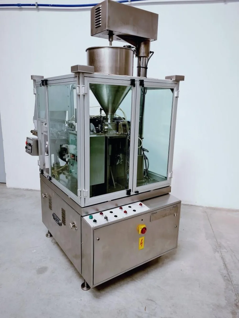 INTUBETTATRICE PER TUBETTI IN PLASTICA – TONAZZI – MOD. NOVA 105 (COD. PH-PR-INT-18) *