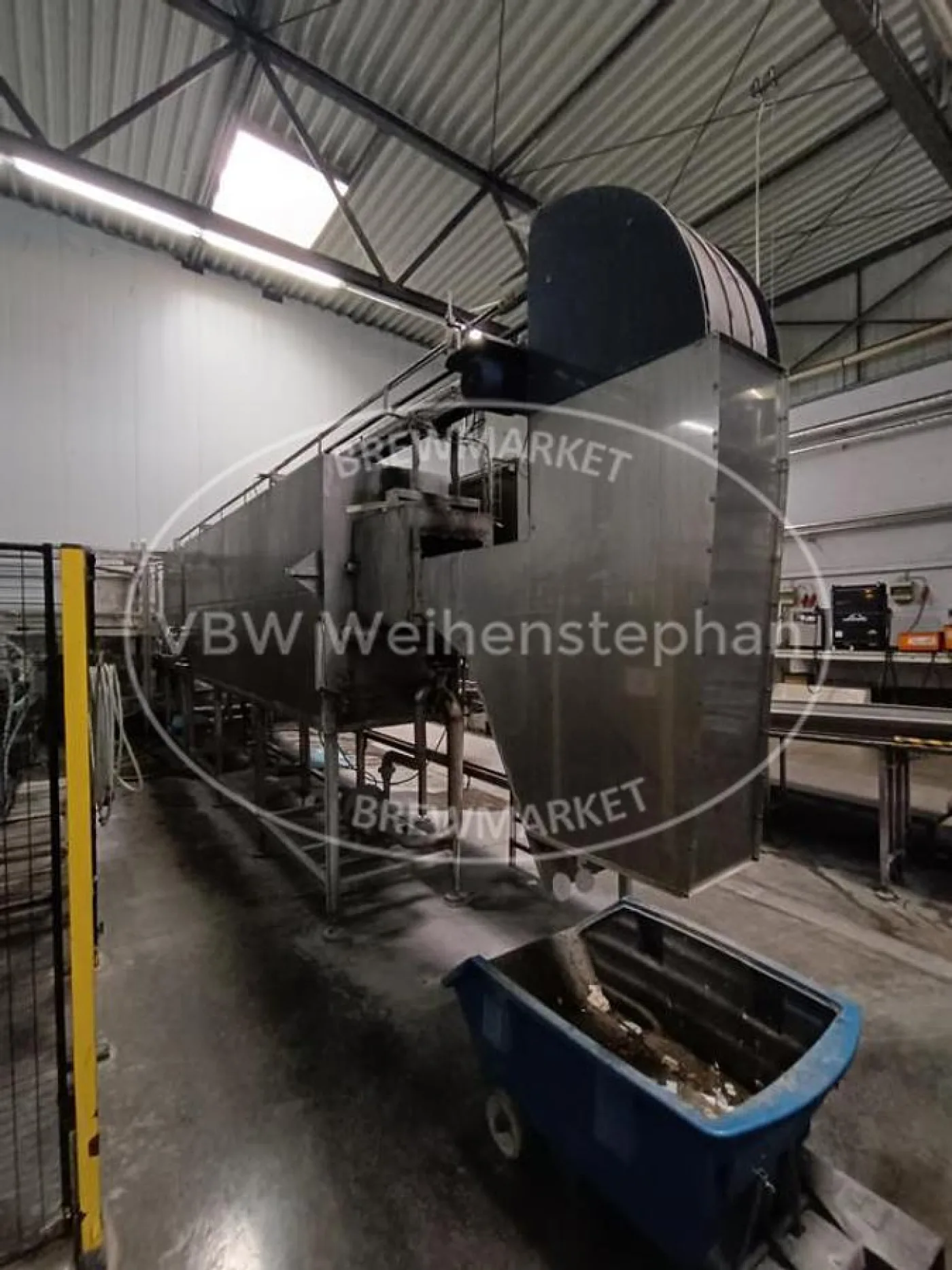 Crate washer - 2