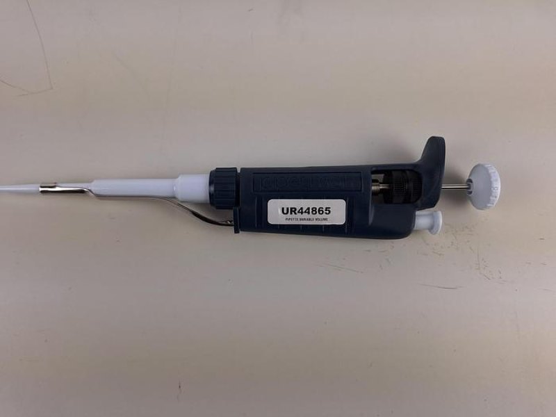 Gilson Pipetman Liquid handling device