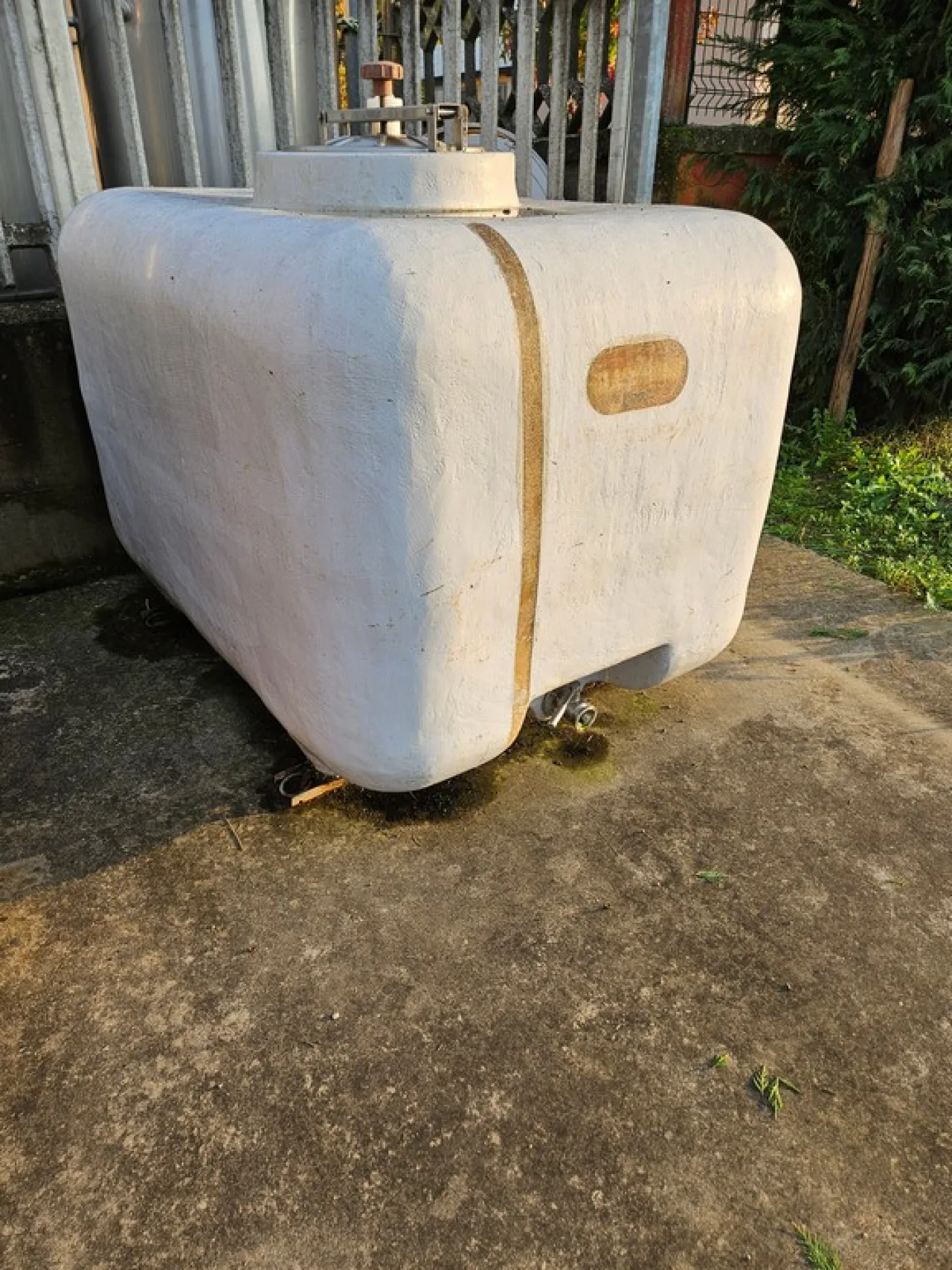 FIBERGLASS RECTANGULAR TANK FOR CARRIAGE LITERS 1600 (HL 16) FIRM GIMAR, SECOND-HAND EQUIPMENT - 2