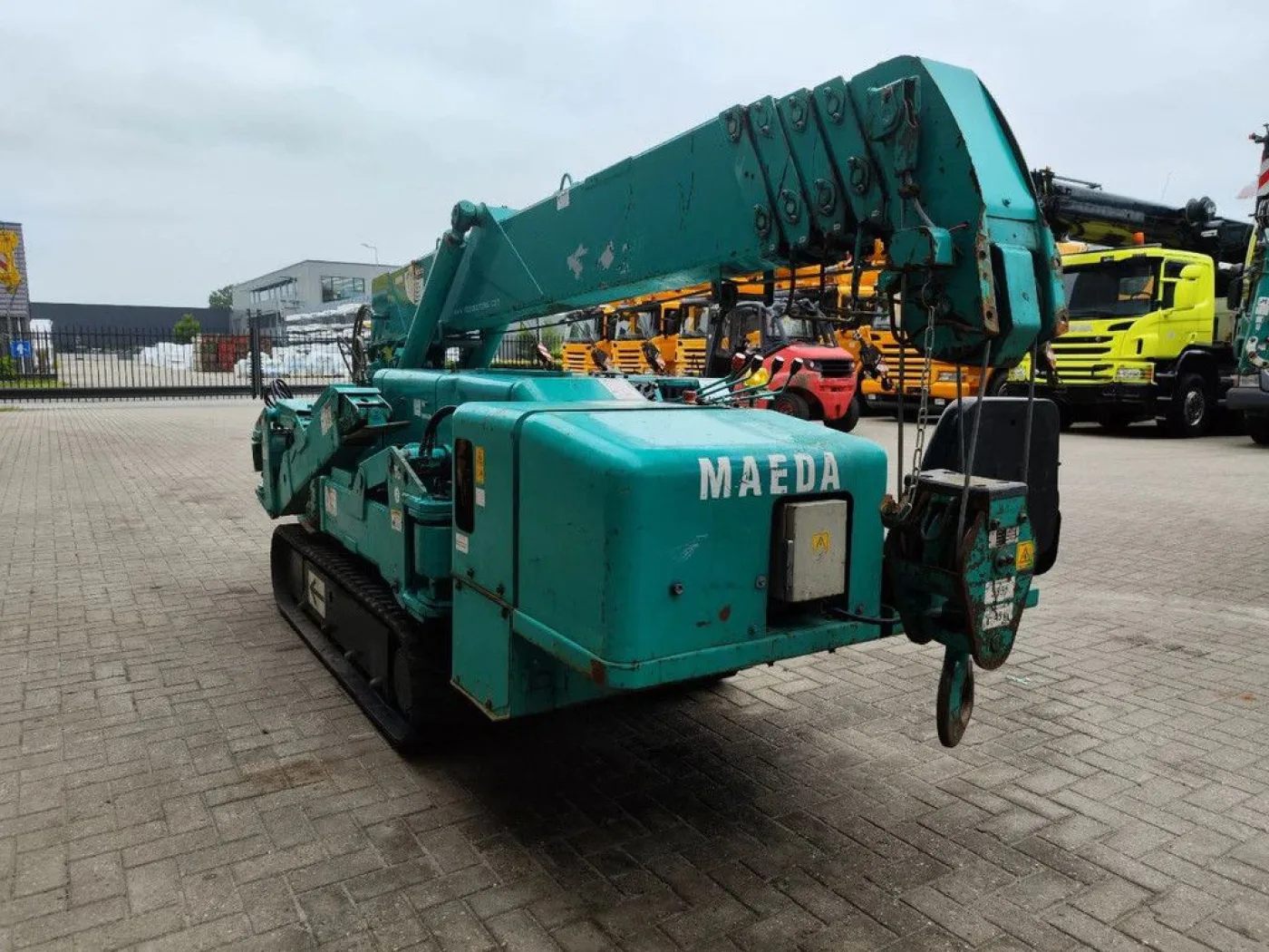 Maeda MC 305 CRME-2 - 7