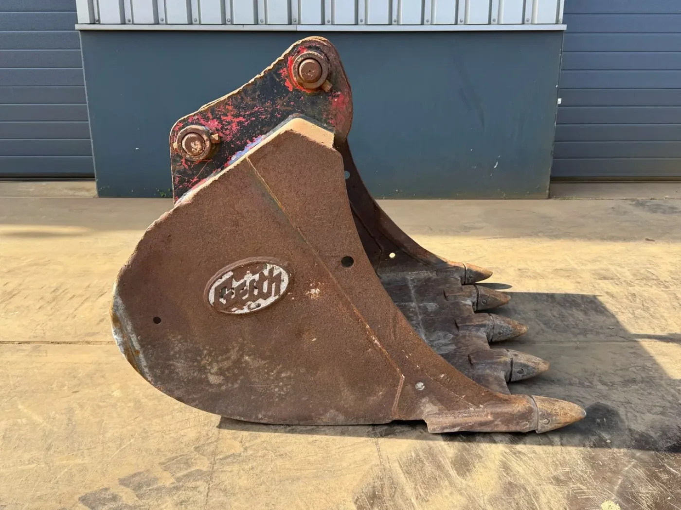 Geith Teeth Bucket - 6