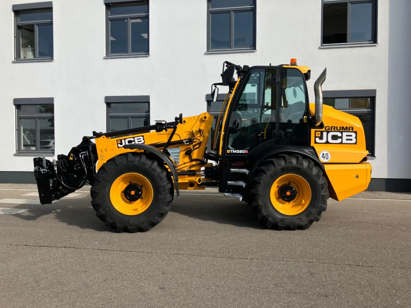 Teleskopradlader JCB TM 320 S Agri - 2