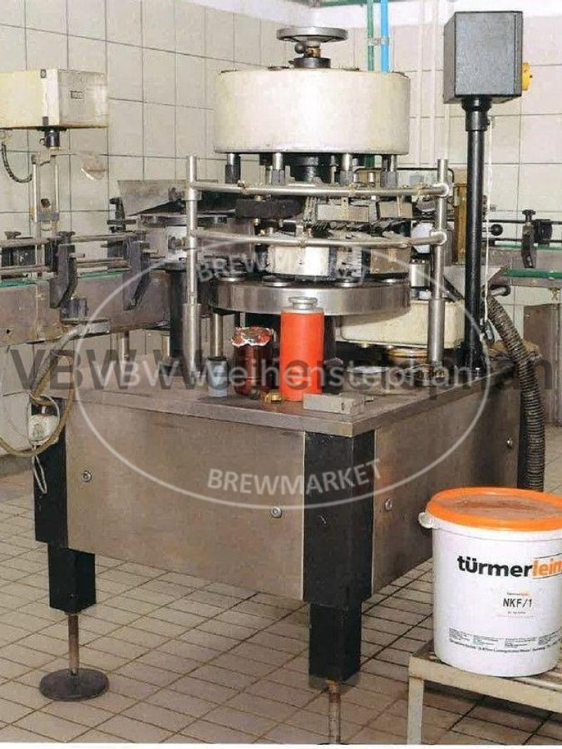 Labelling machine
