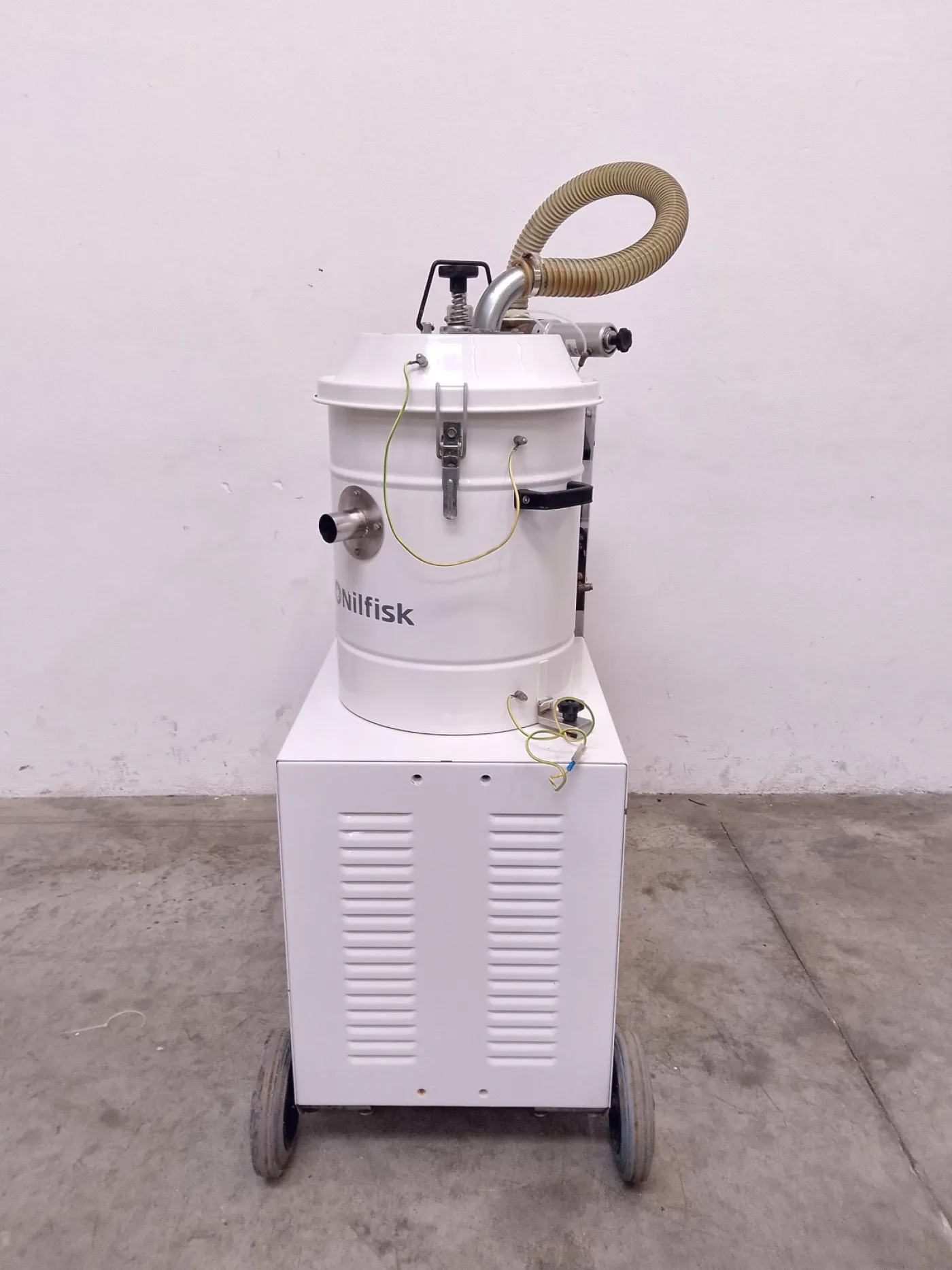 ASPIRATORE INDUSTRIALE PER POLVERI – NILFISK – MOD. A43 - 7