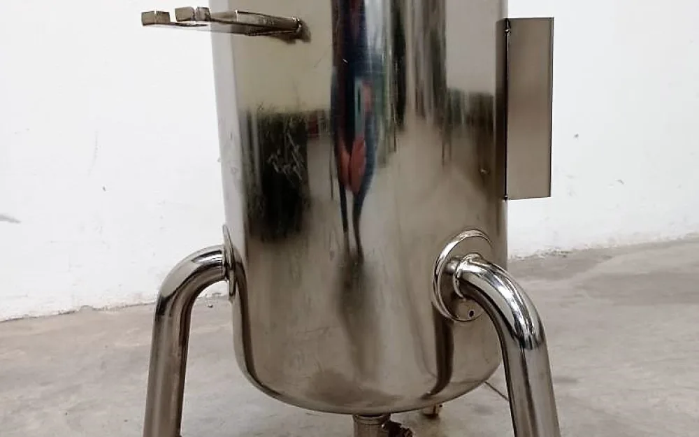 SERBATOIO CARRELLATO – AM INSTRUMENTS – MOD. FARMA CLEAN 25 LT