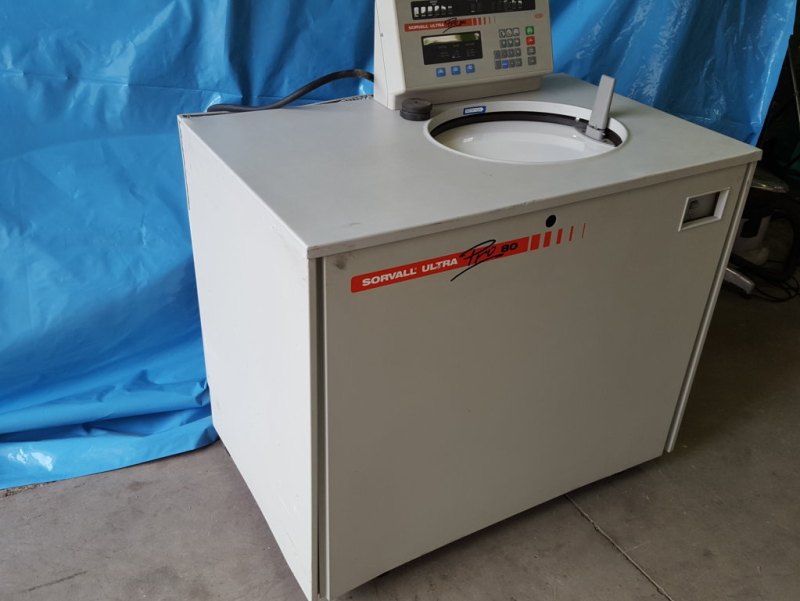 CENTRIFUGA DA LABORATORIO – SORVALL – MOD. ULTRA PRO-80