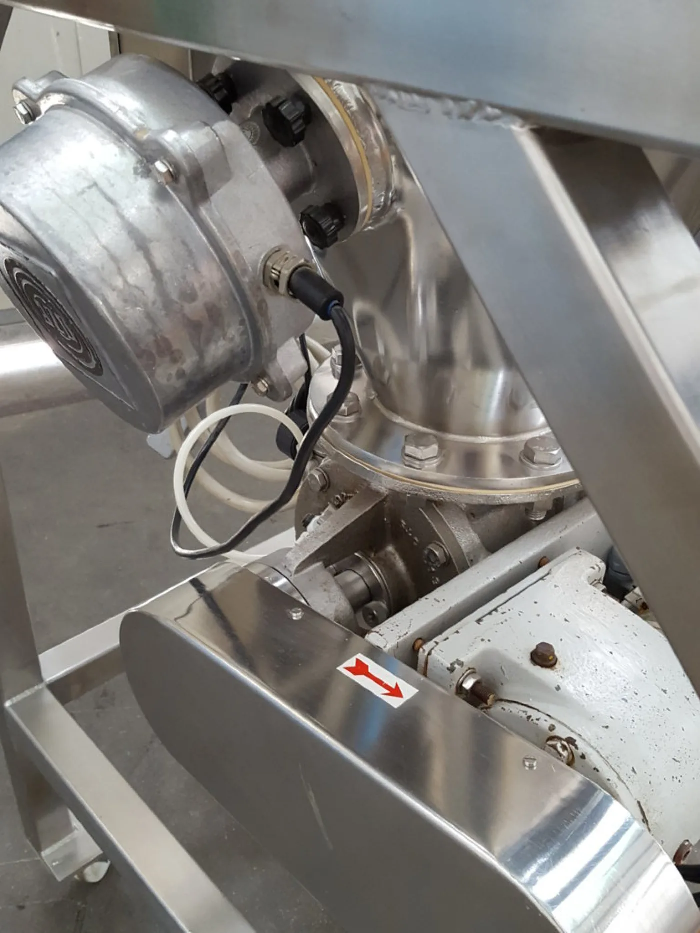 DOSATORE POLVERI CON TRASFERITORE SOTTOVUOTO – AZO - 7