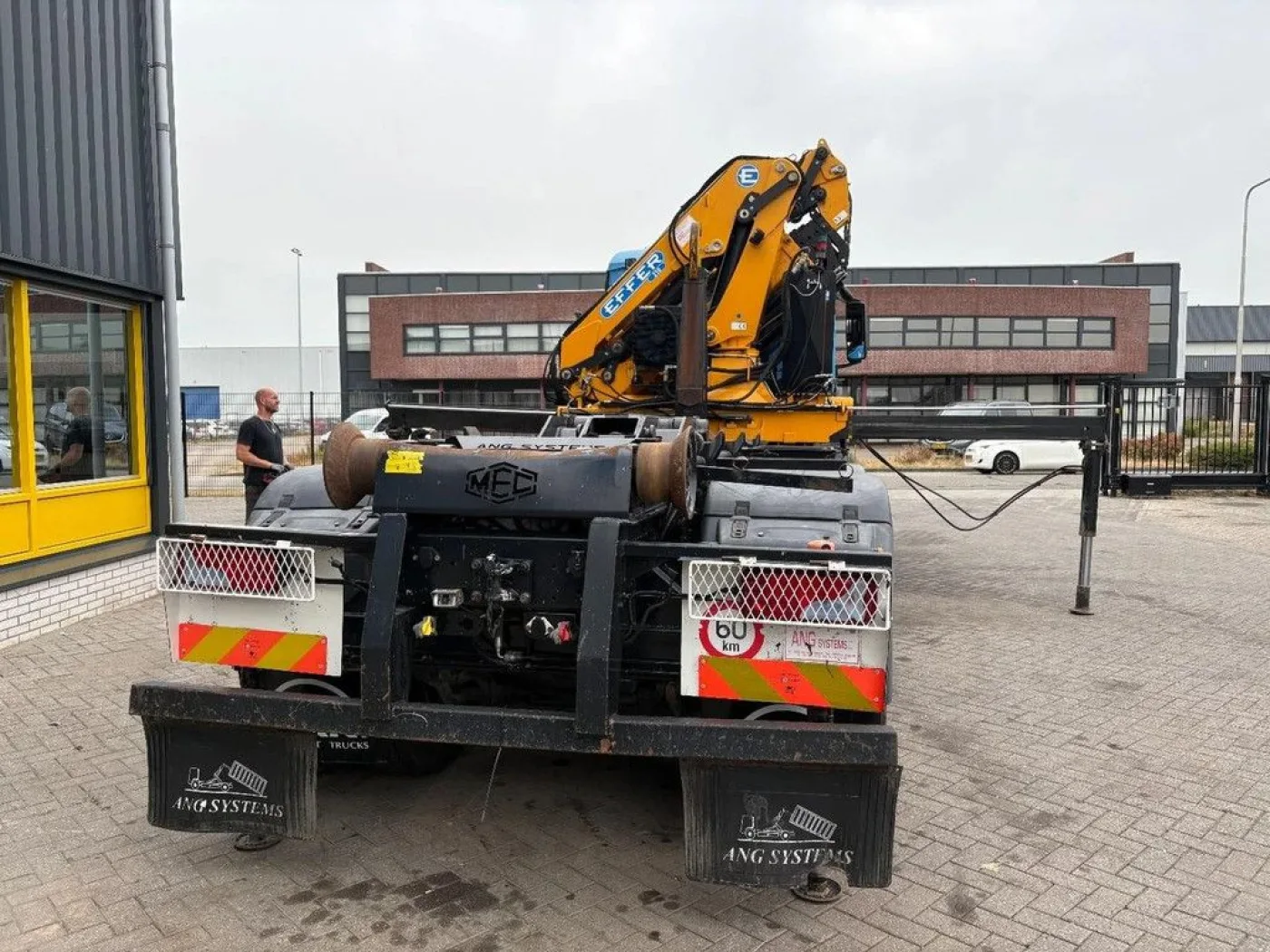 MAN Tgs 33,360 + Effer 210/4S 4 X Ext. + Jib 2 S 2 X Ext + Hook Arm System + 6X4 + 158582 Km + Euro 5 - 8