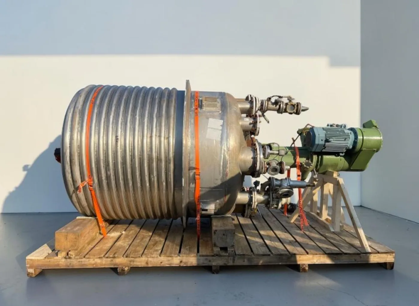 1992 CHEMATEC AG Vacuum reactor / pressure vessel with agitator - 1