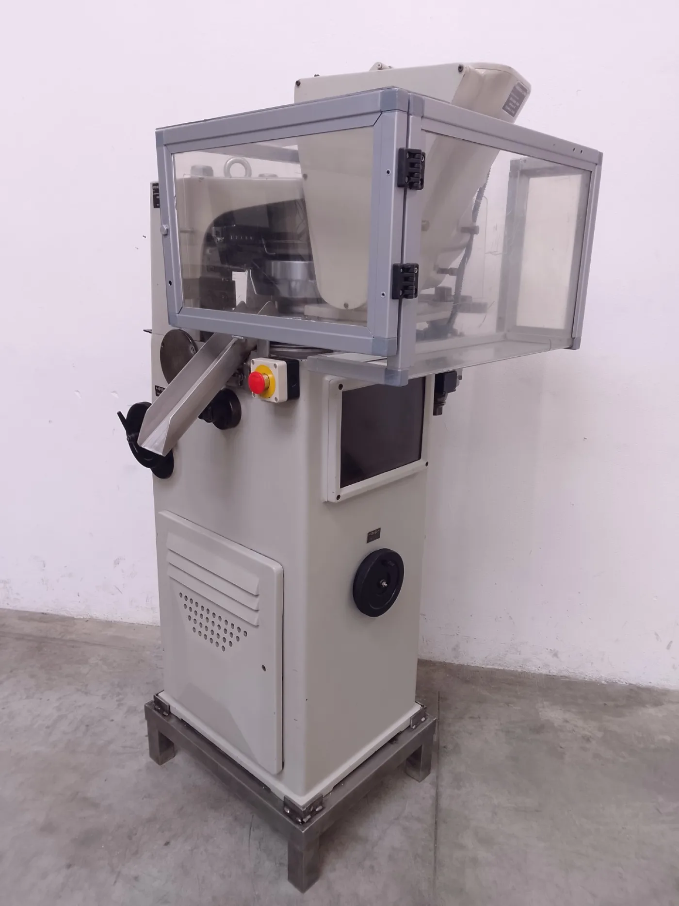 COMPRIMITRICE ROTATIVA – RONCHI – MOD. AM13/8S - 5