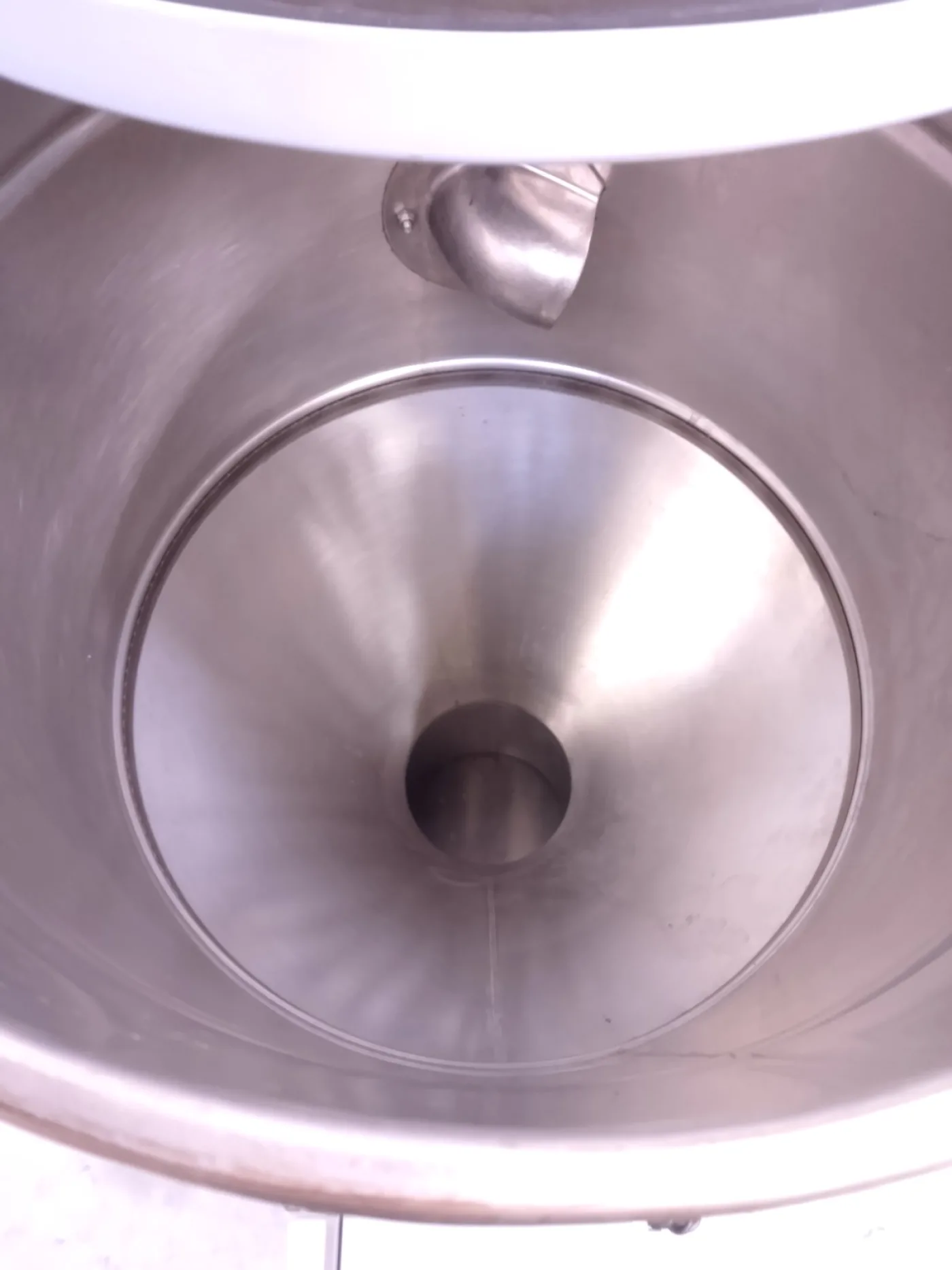 ASPIRATORE INDUSTRIALE PER POLVERI – NILFISK - 7