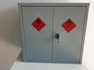 1290 - Used small chemical safety cabinet