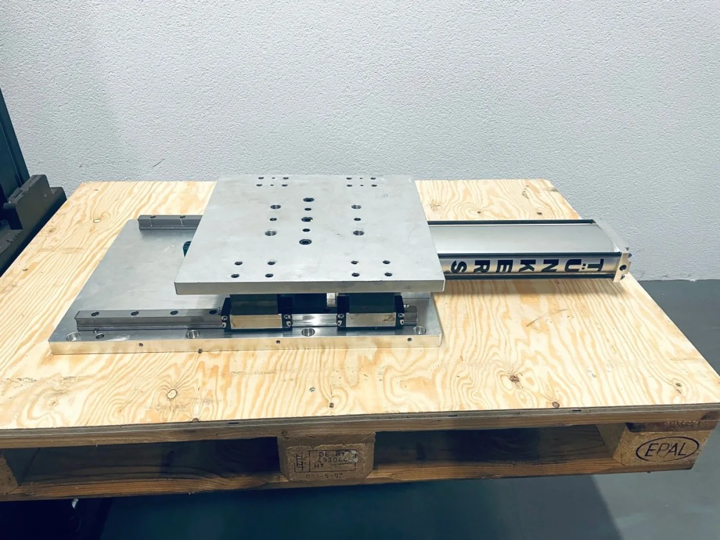 Tünkers Pneumatische Lineareinheit LE200-200 SB T02-4 - 1