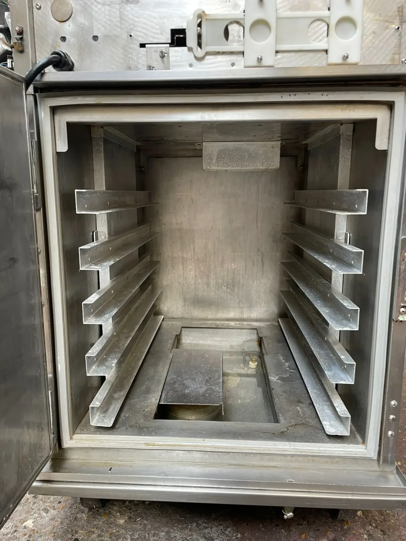 Henny Penny HHC Smarthold - Holding Cabinet - islandcatering - 6
