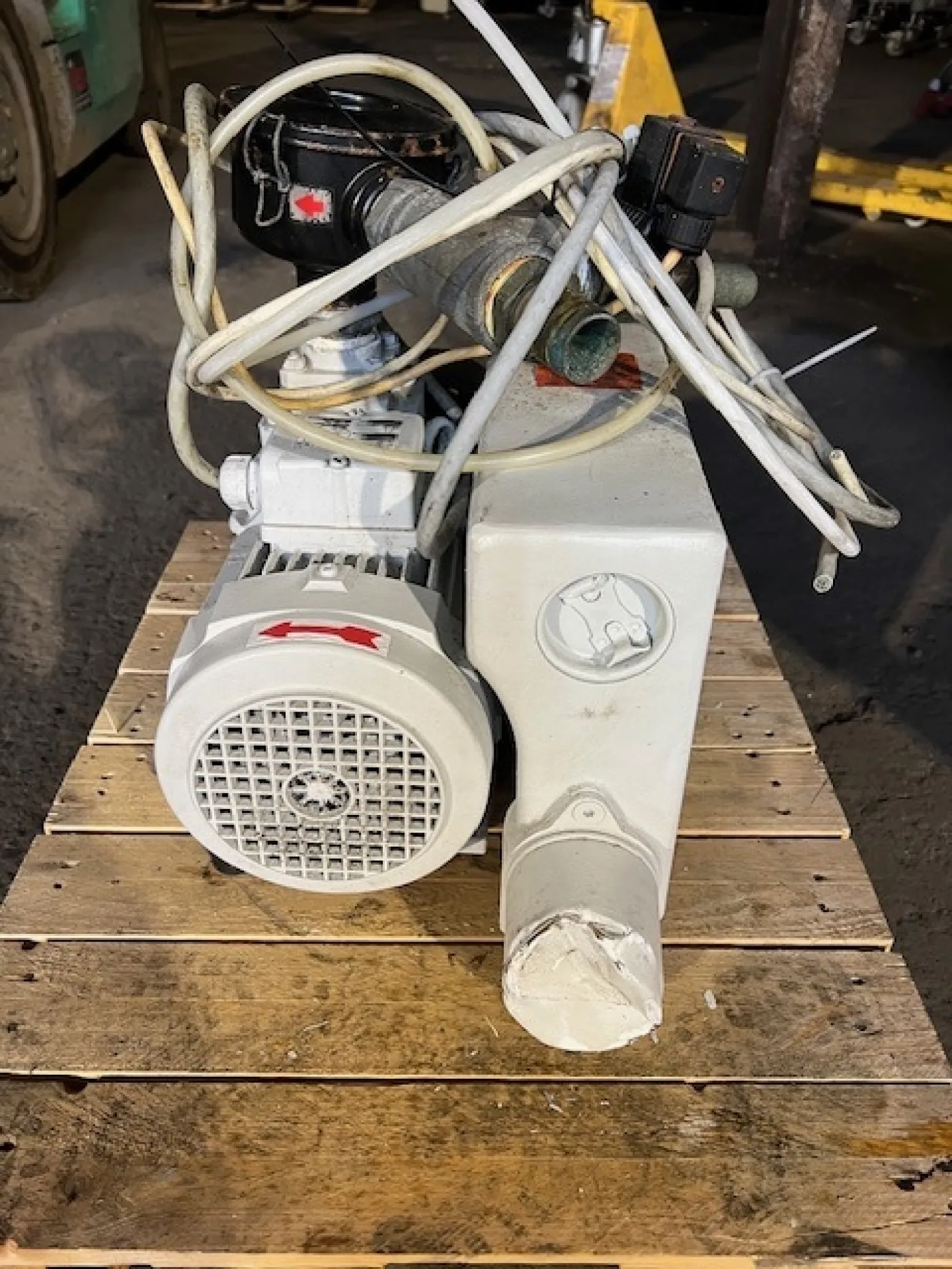 Leybold Vacuum Pump - 2