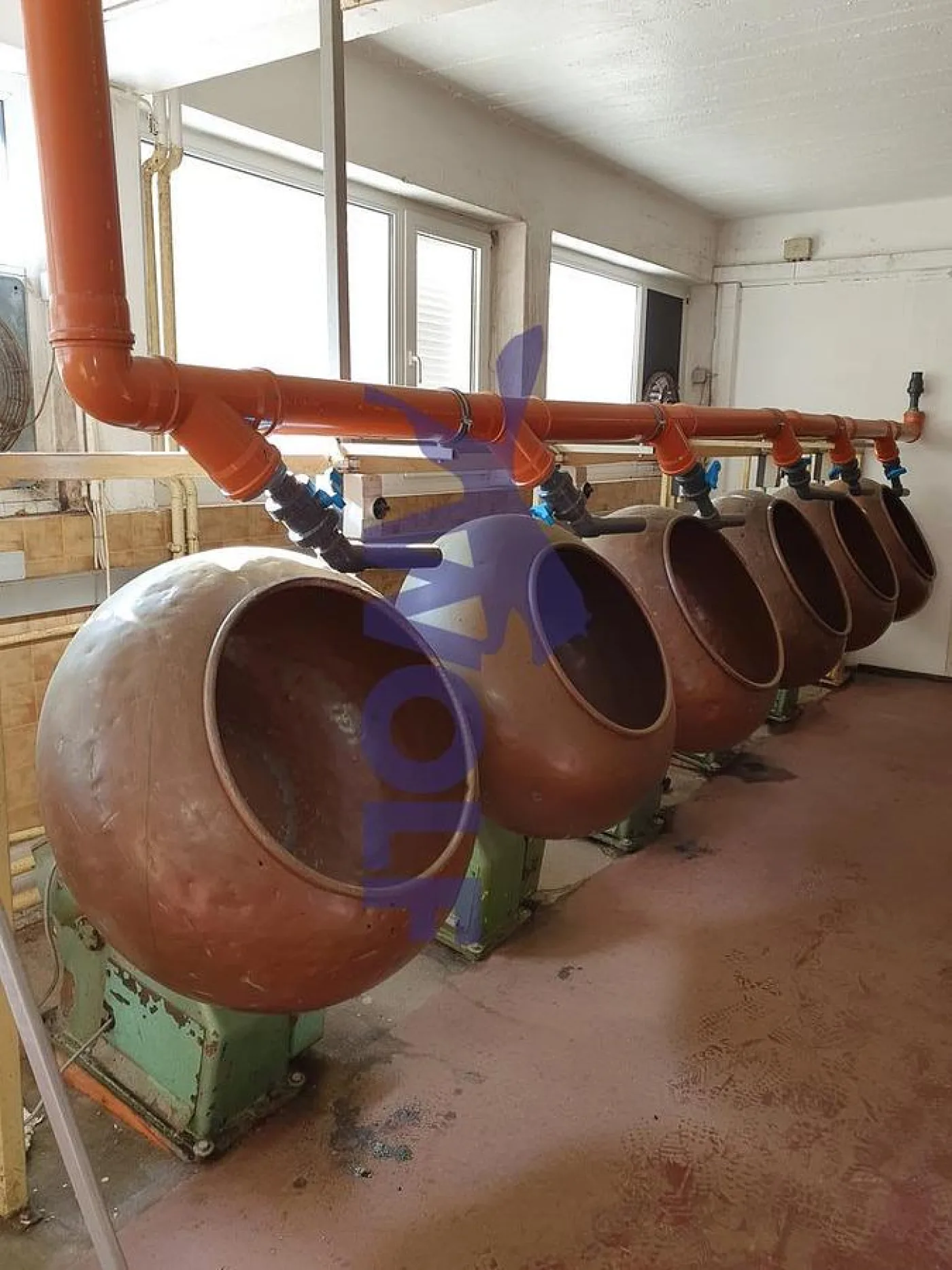 Kupfer-Drageemaschine LICHTENBERG - Type 83 mit ca. 50 kg Kupferkessel. - 2
