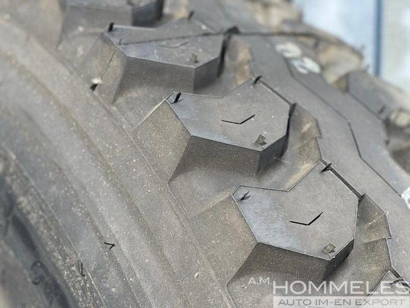 Pirelli AT75 12.00R20