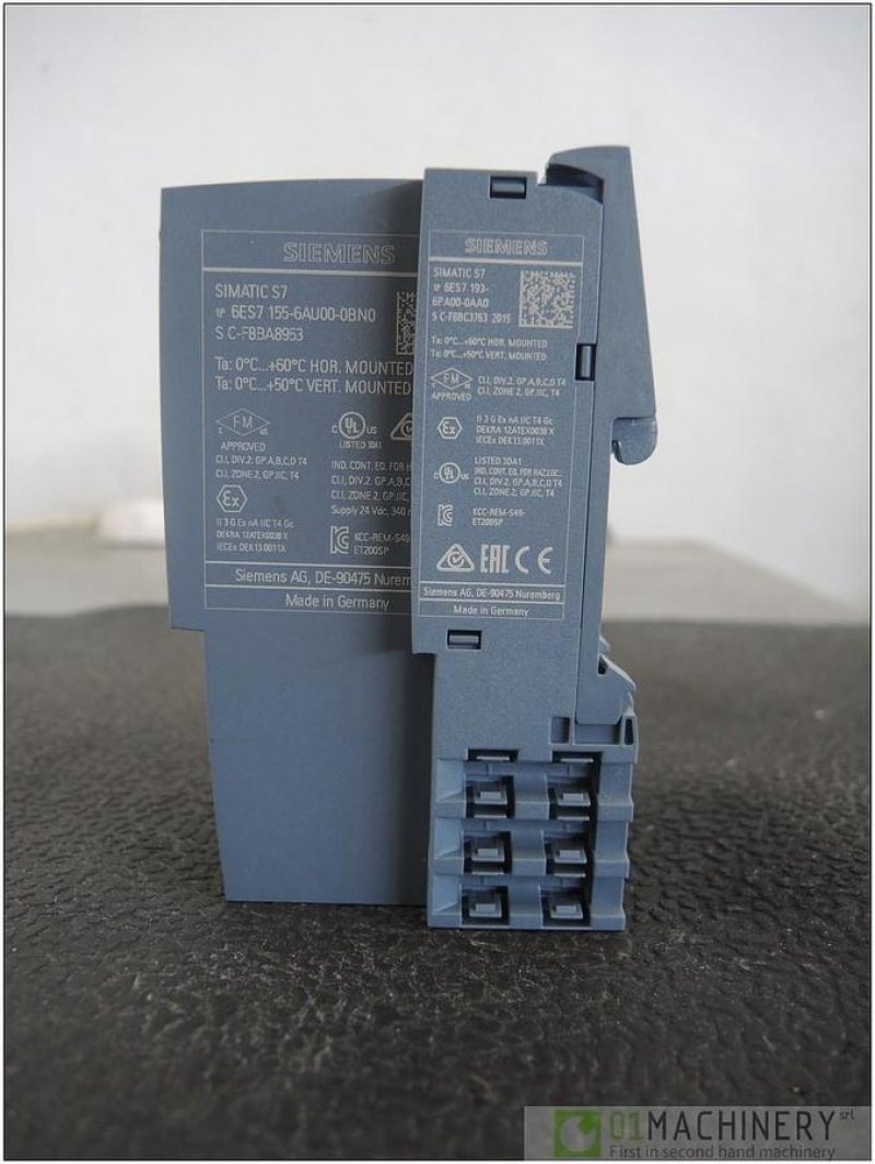 2015 SIEMENS IM155-6PN ST 6ES7155 AI2702