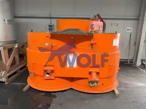 Überholte Doppelrund-Conche FRISSE Type DRC-12 - mit ca. 1.200 kg Nutzinhalt.