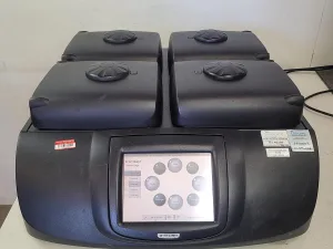 G Storm GS000004 Thermal Cycler
