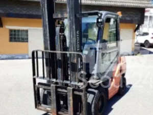 Toyota 02-8FDF 30