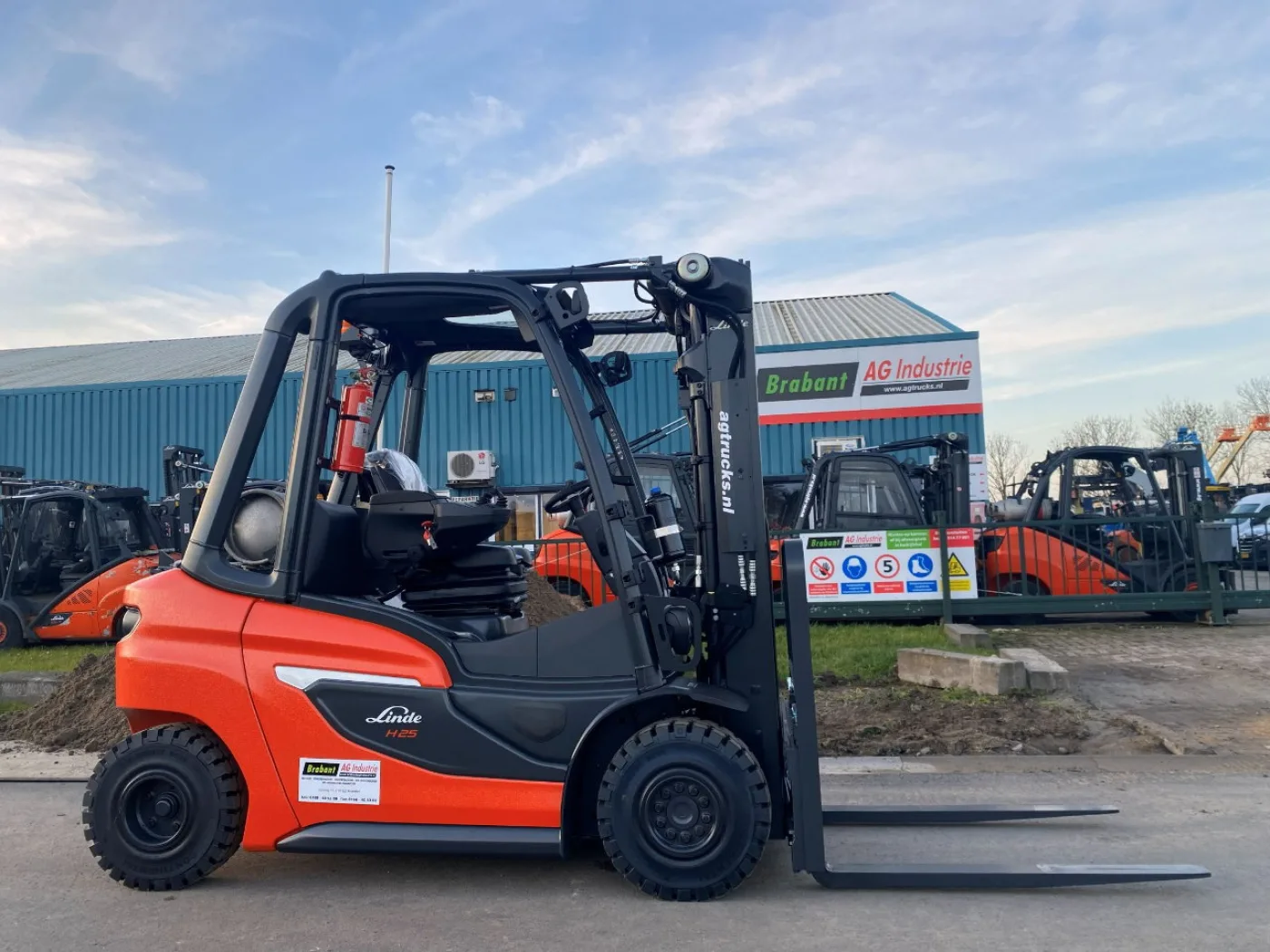 Linde H25T-01 - 1