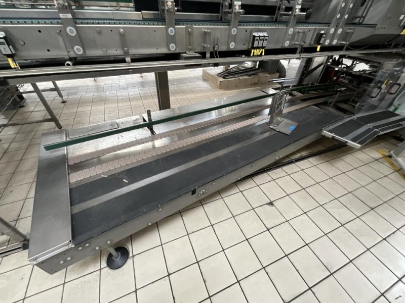 2017 KHS KHS TSP A-M Tray Packer and Shrink Wrapper - Line 3