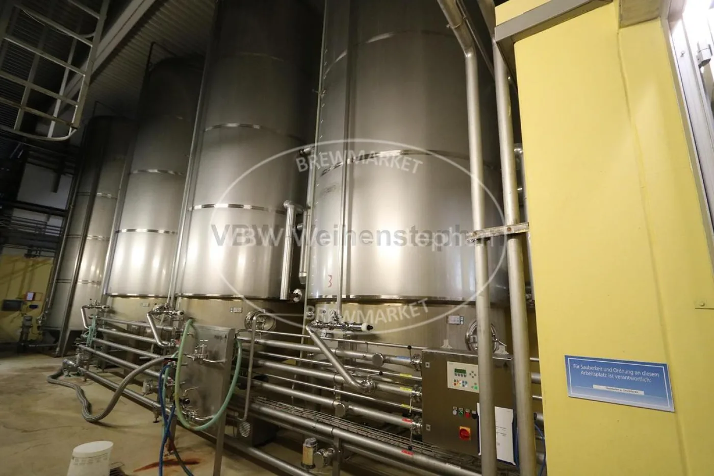 Mixing tank system (with 3 tanks) - 2