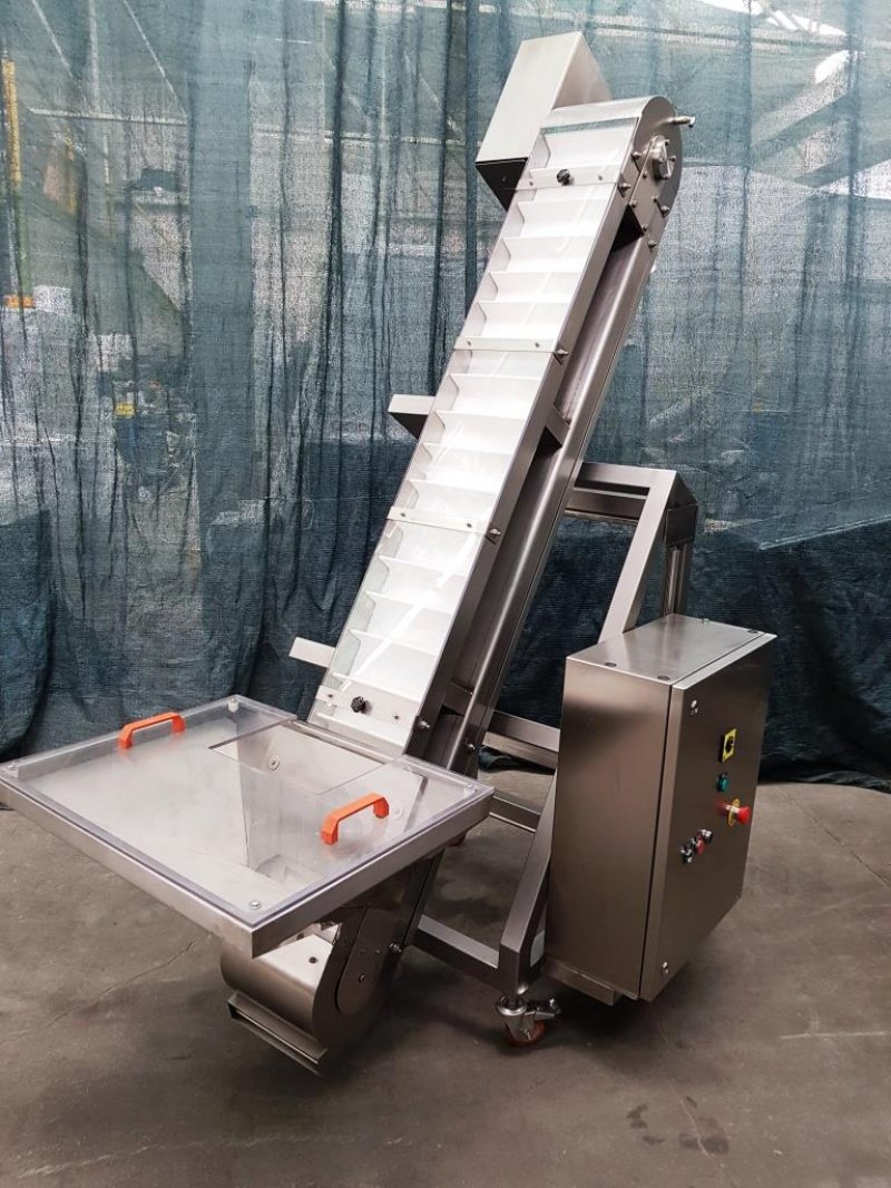ELEVATORE A TRAMOGGIA PER COMPRESSE