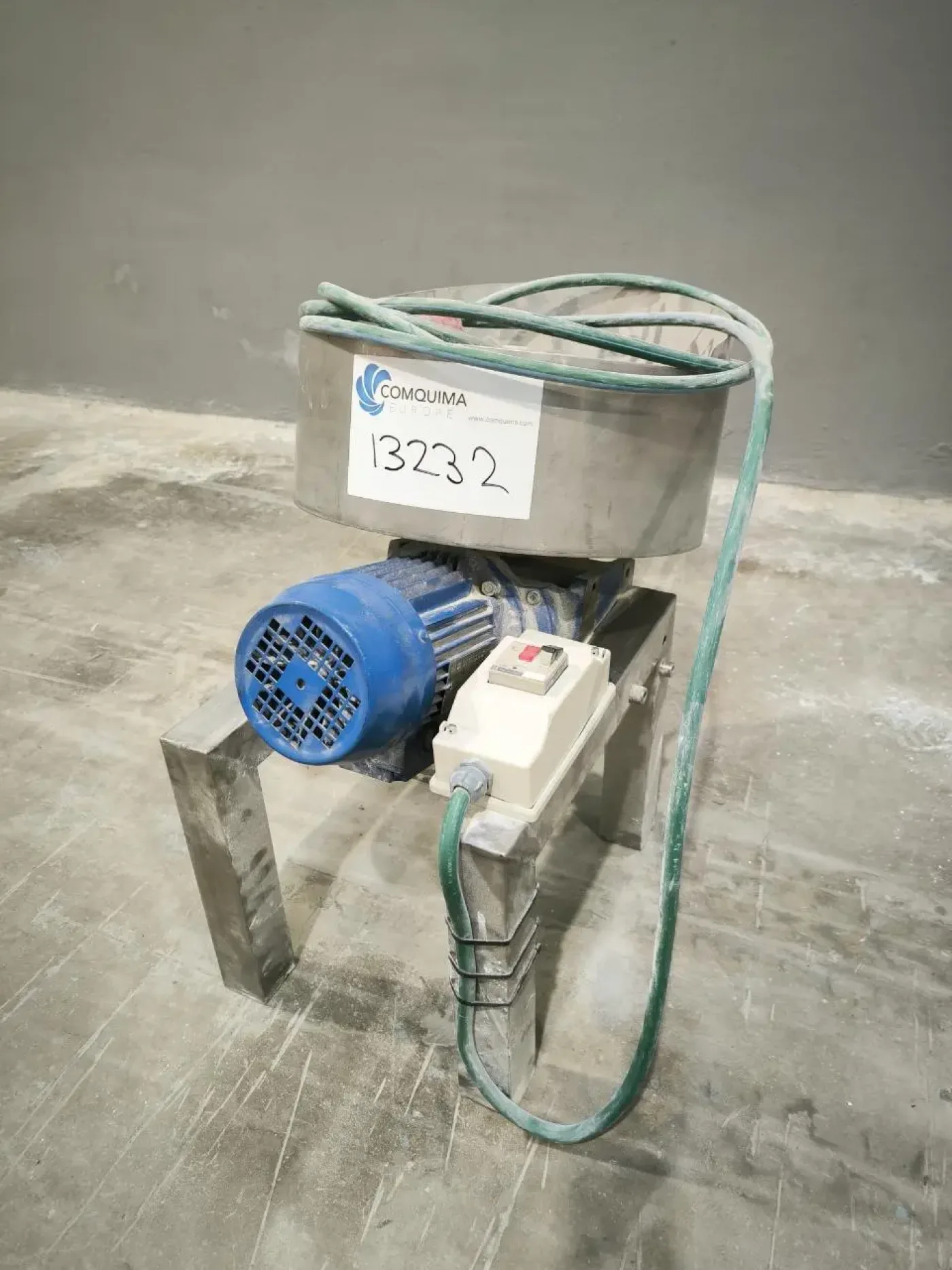 STAINLESS STEEL SIEVER - 2