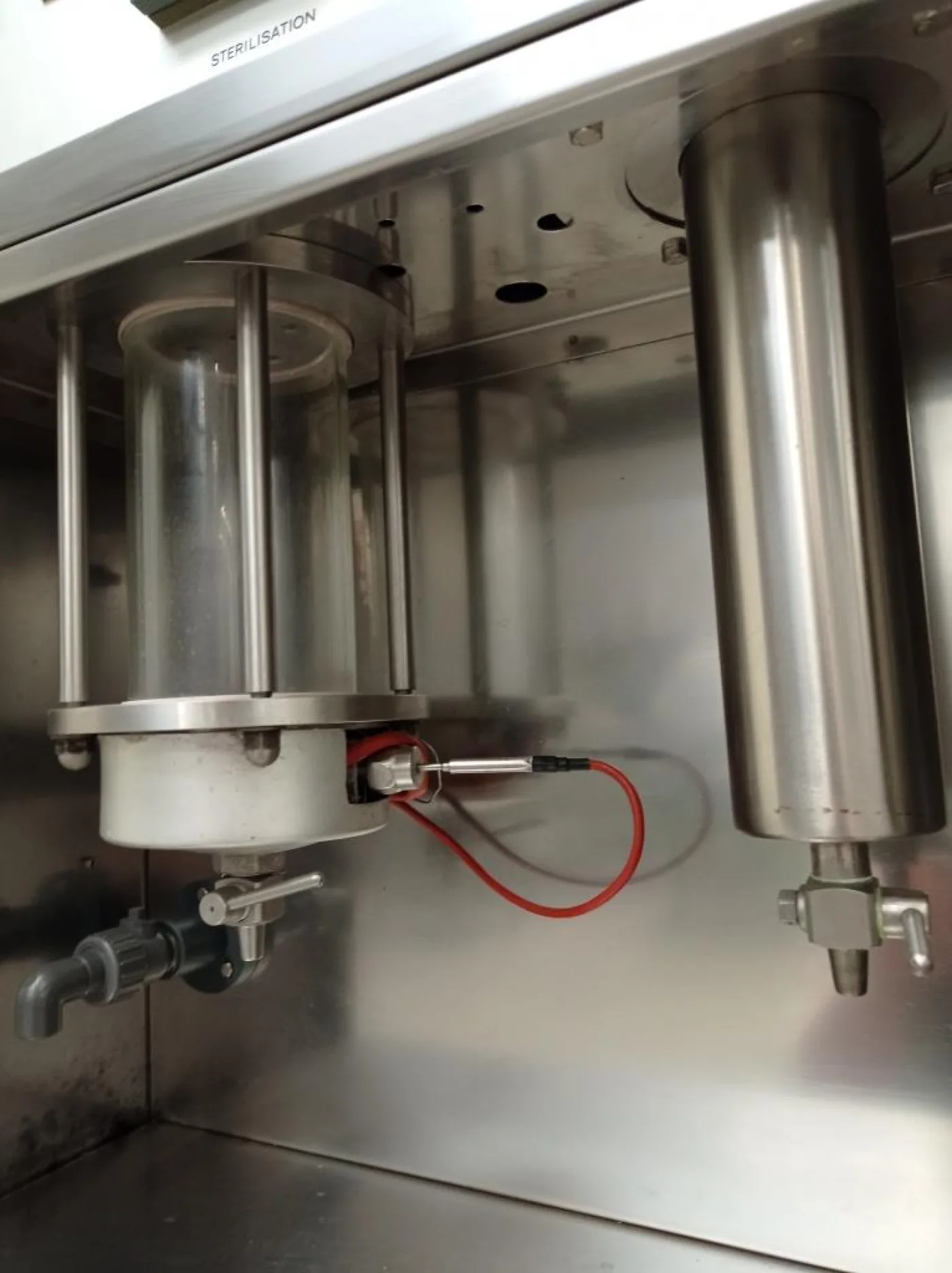 STERILIZZATORE A VAPORE – STERIVAP – MOD. P - 7