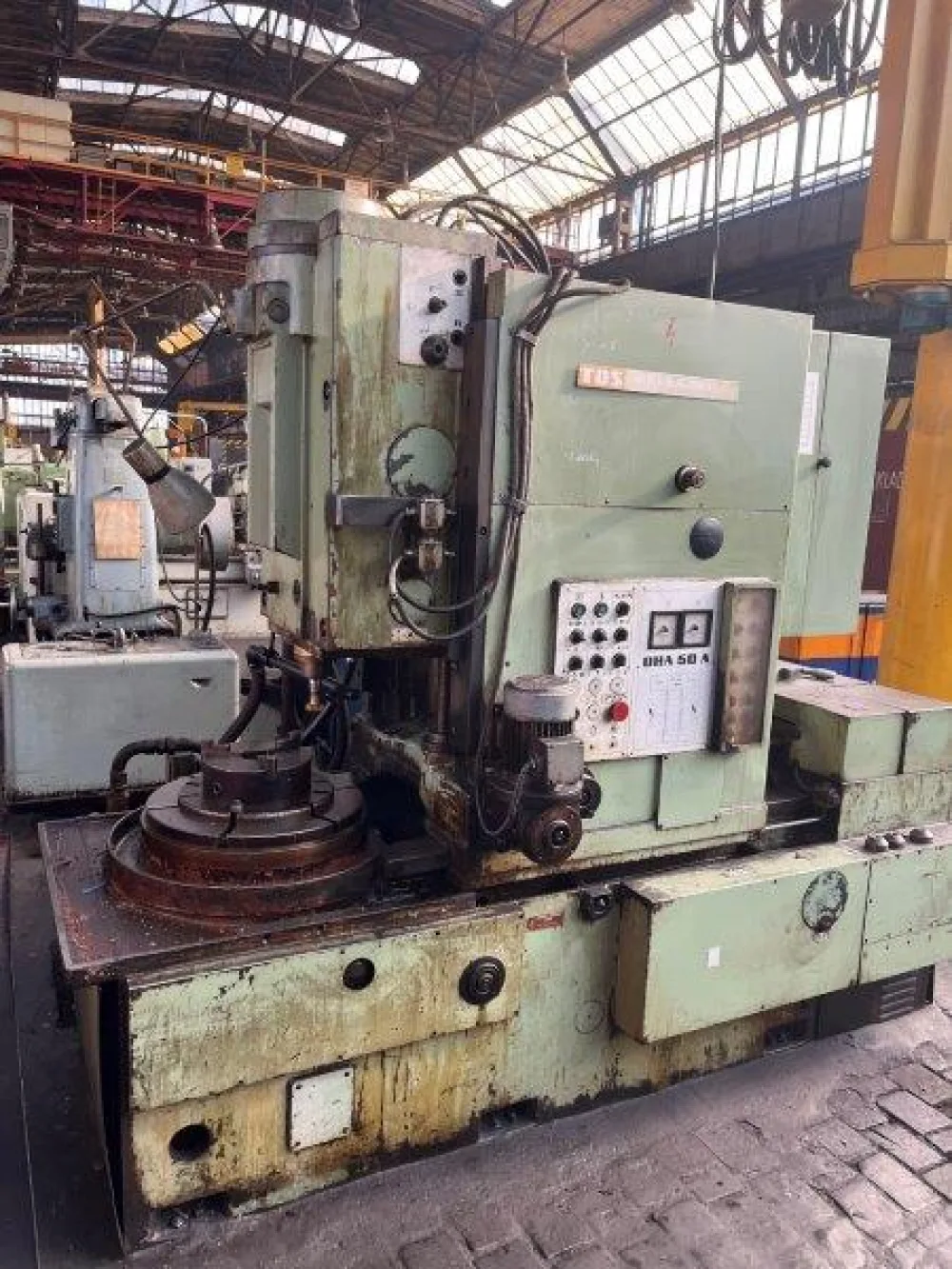 Gear shaping machine – TOS OHA 50