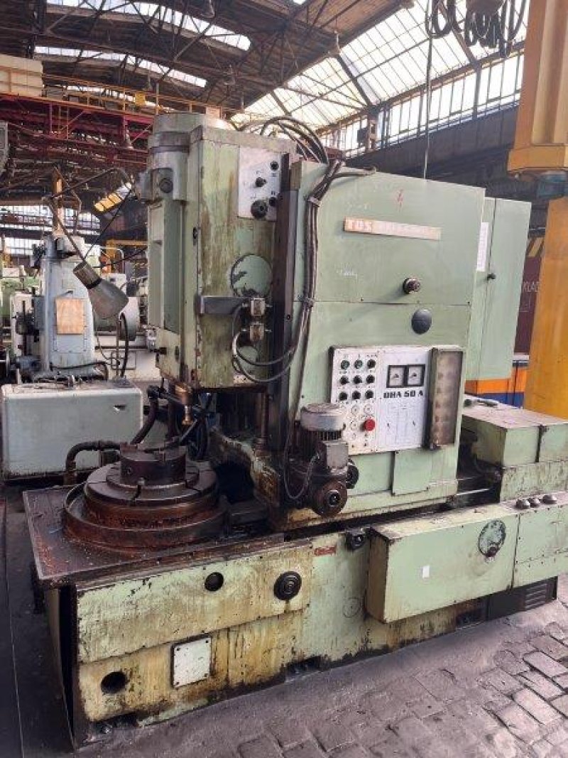 Gear shaping machine – TOS OHA 50