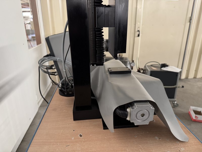 MACHINE A PERLER CNC “ERI” TYPE AUTOMATIQUE