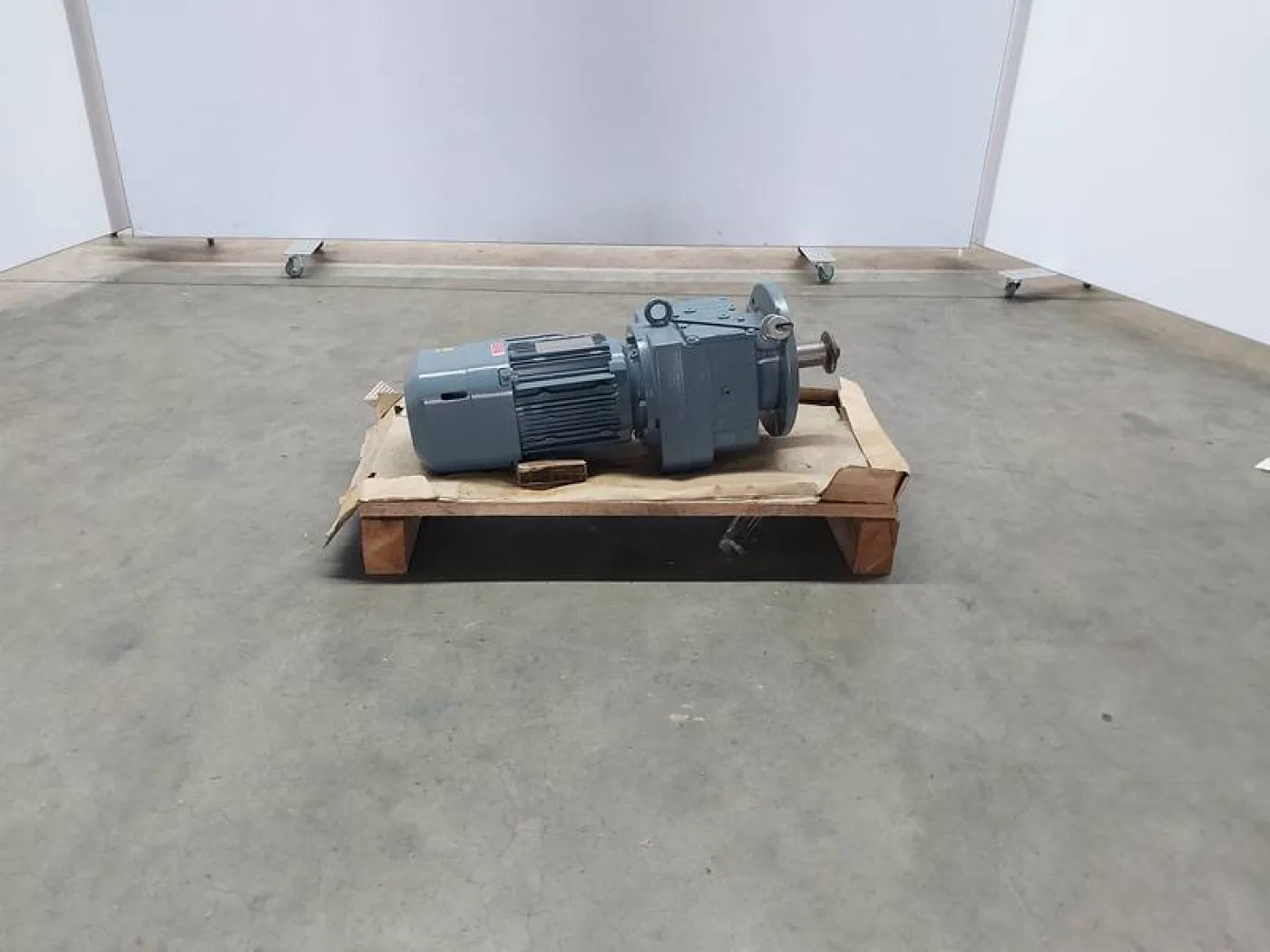 Electric motor - 4
