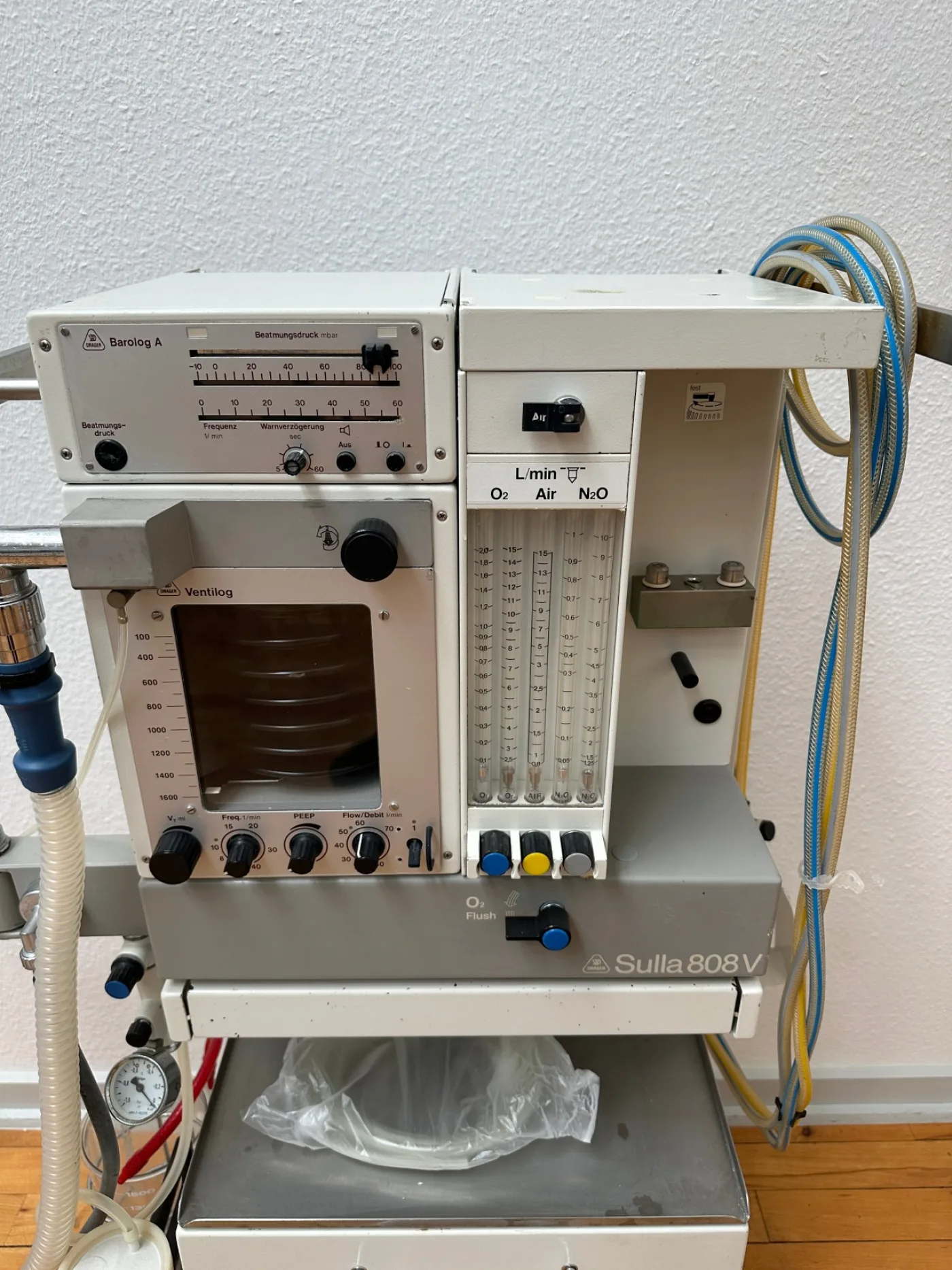 Dräger Sulla 808 V Narkosebeatmungsgerät - 2