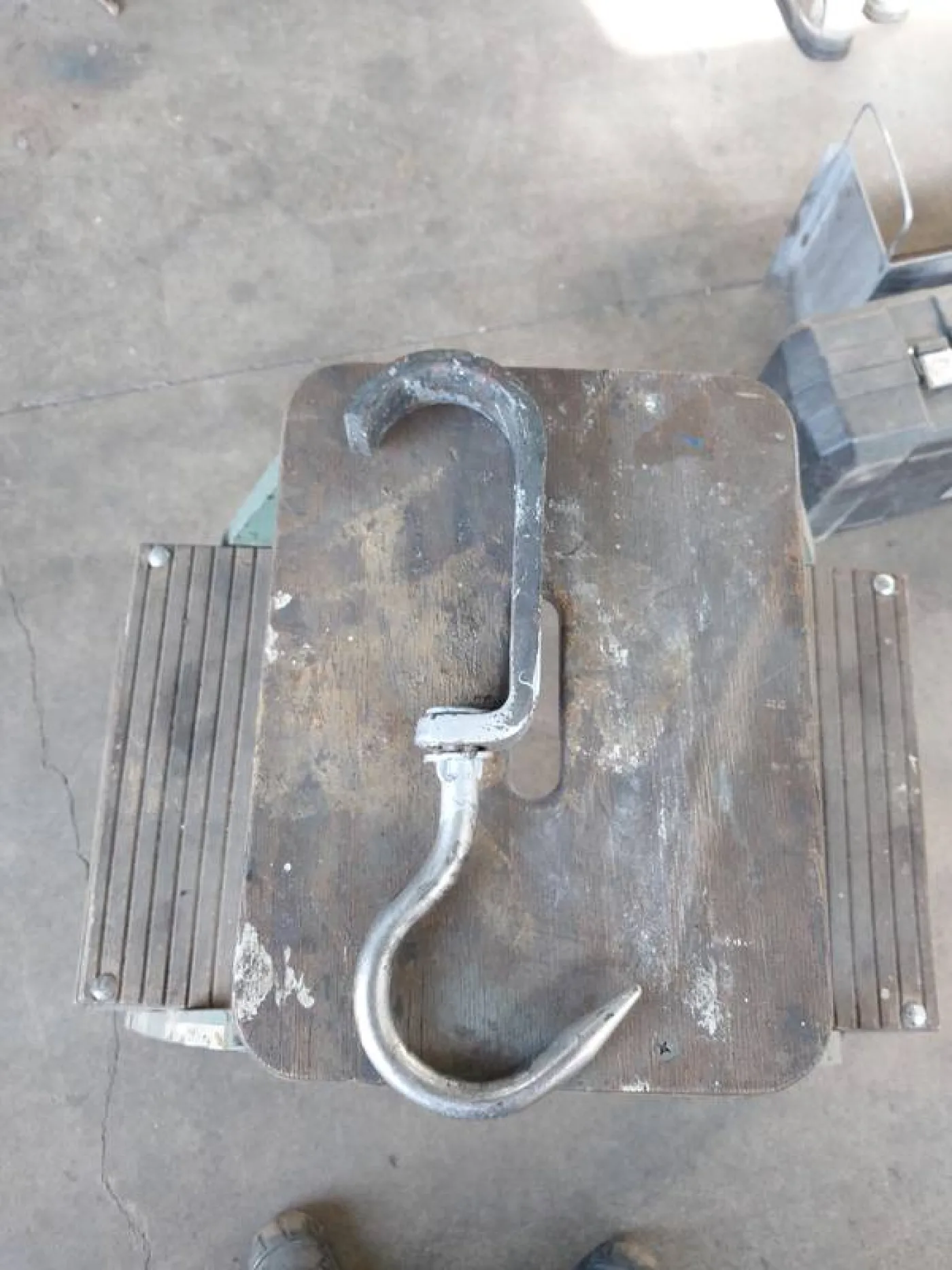 Euro hook - 1