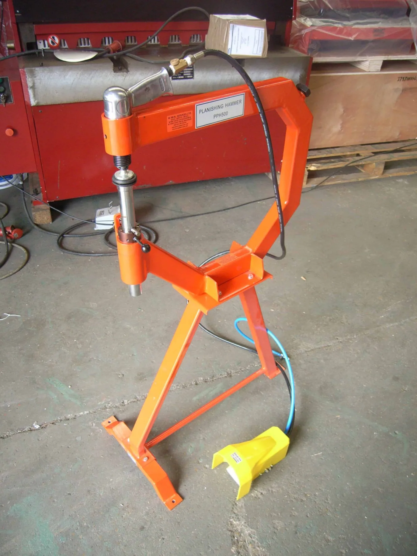 WNS Pneumatic Planishing Hammer 498mm - WNS - W. Neal Services Ltd - 2