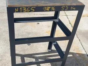 Bancada de trabalho de ferro