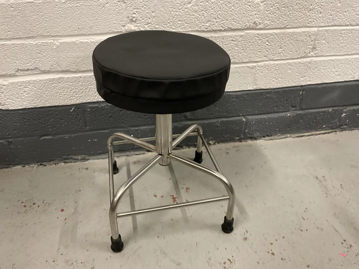Anetic Aid Surgeons Stool - 1