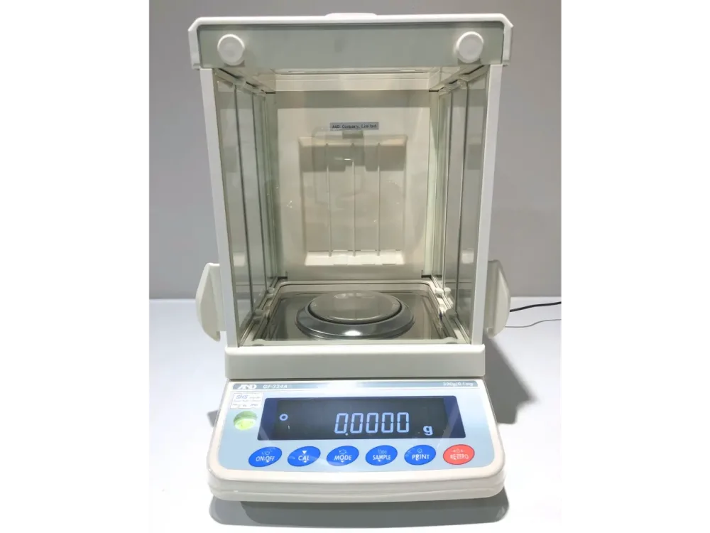 A&D GF-324A Series Analytical 4-Place Balance