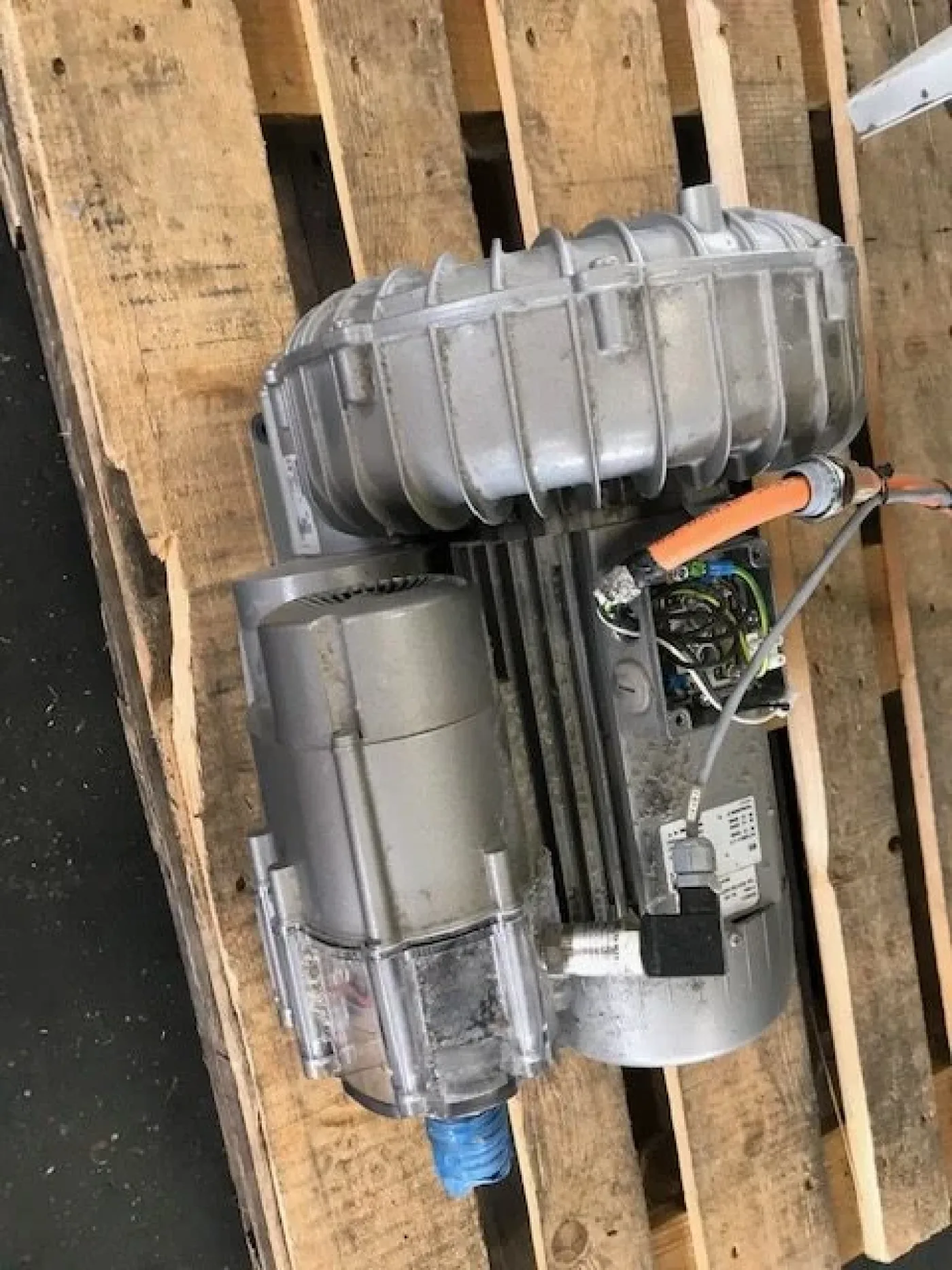 Becker SV 200/1 vacuum pressure pump side channel - 3