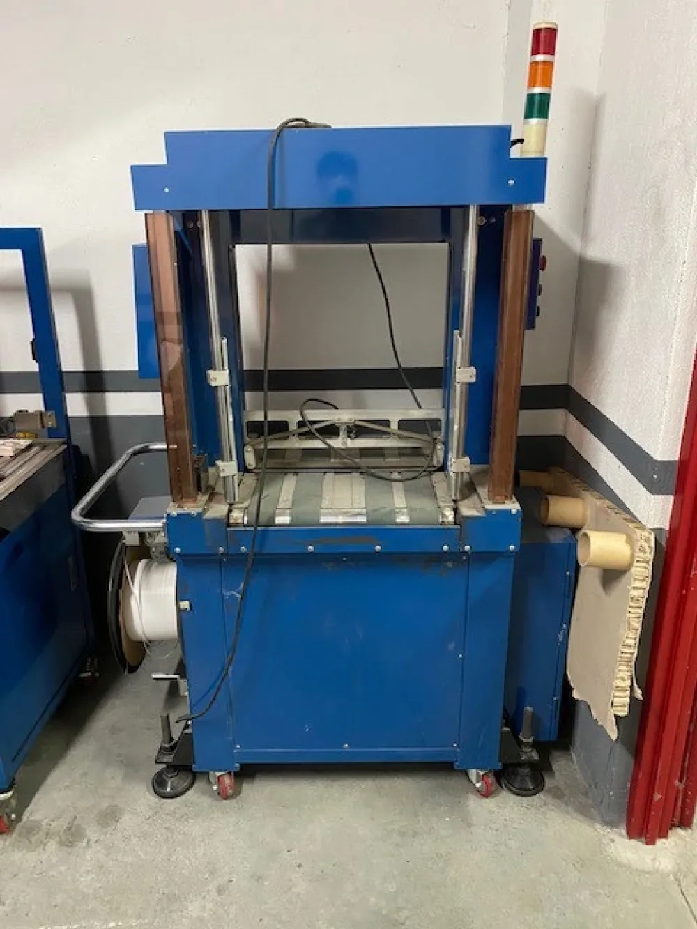 Deal II strapping machine