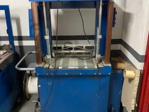 Deal II strapping machine