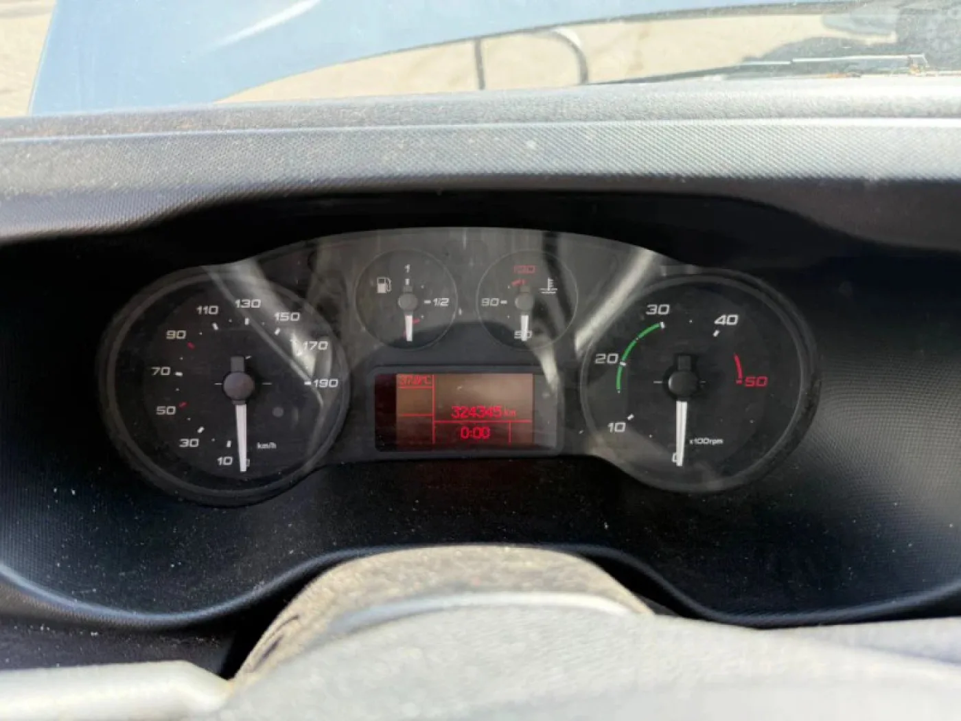 Iveco Daily 35S13 Engine Damage! Automatic Air Conditioning: High + Long - 5